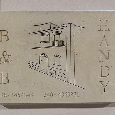 Handy Бриндизи Екстериор снимка